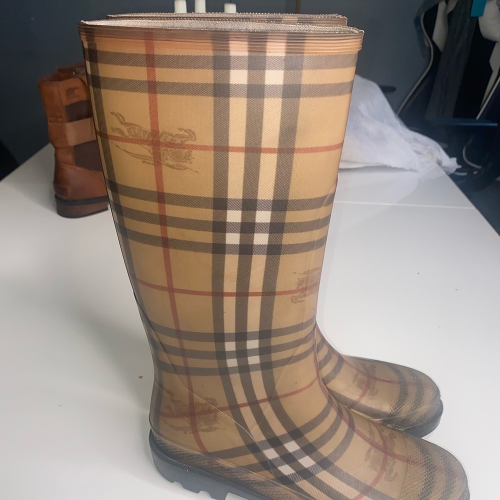 Burberry Rain boots - Picture 7 of 12